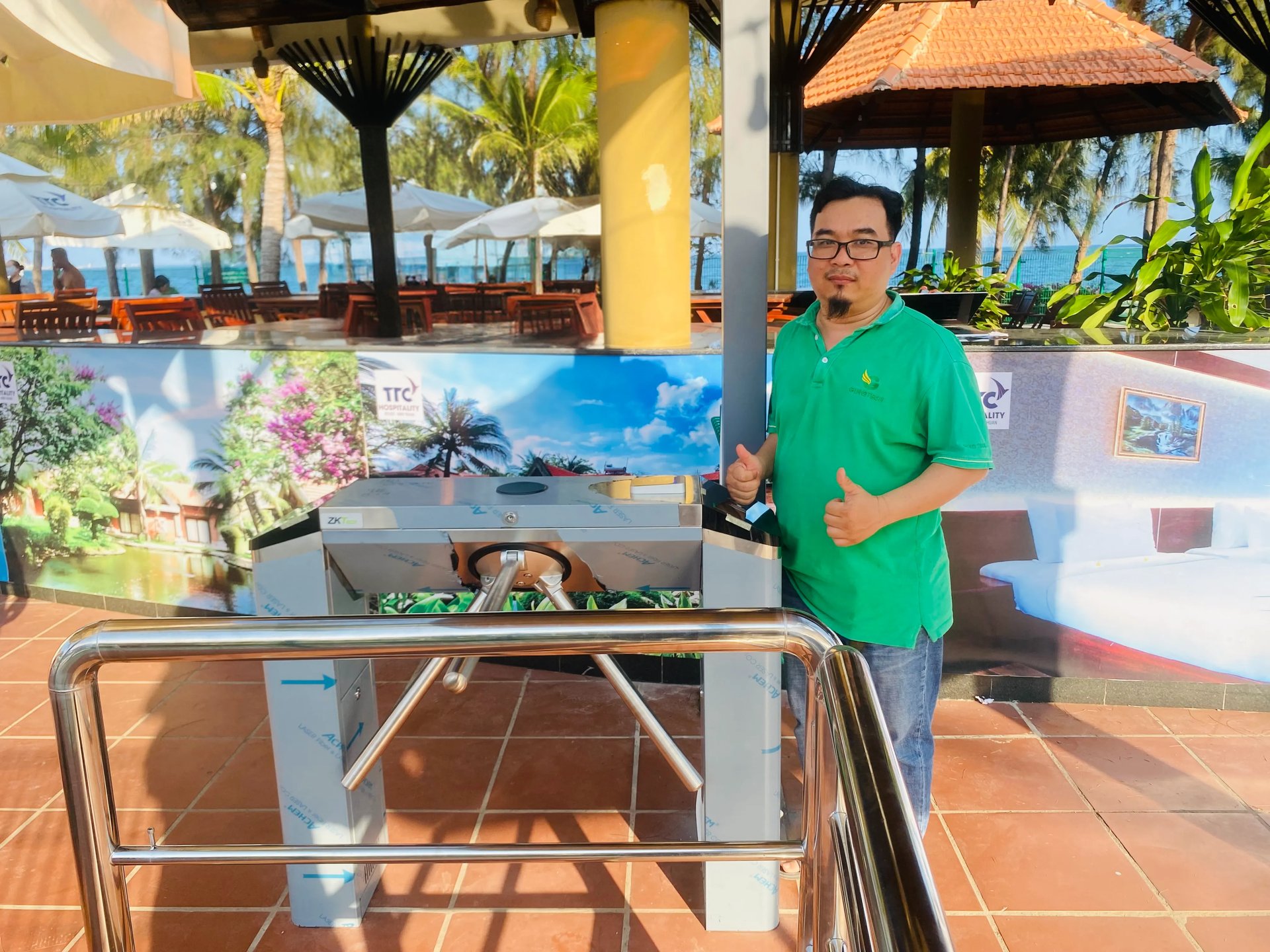 TTC Resort Ninh Thuận nâng cấp trải nghiệm ra/vào với giải pháp cổng soát vé QR của GiHoTech